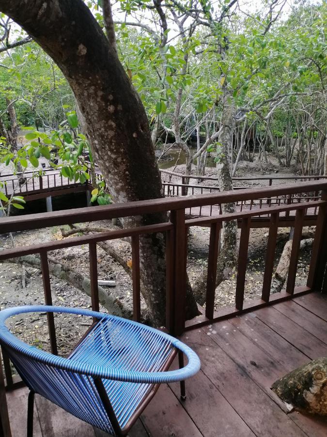 Api-Api Eco Chalet ปันไตก็อก ภายนอก รูปภาพ