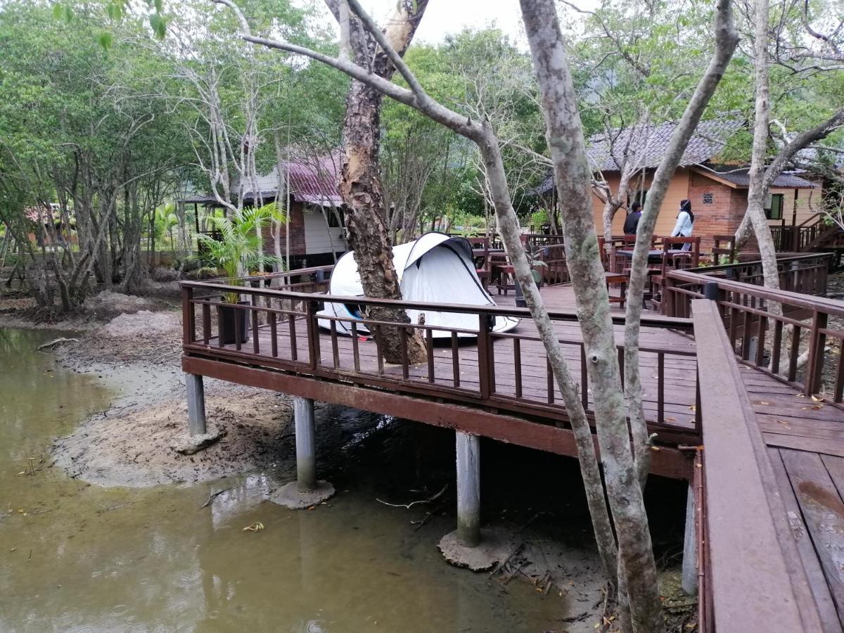 Api-Api Eco Chalet ปันไตก็อก ภายนอก รูปภาพ