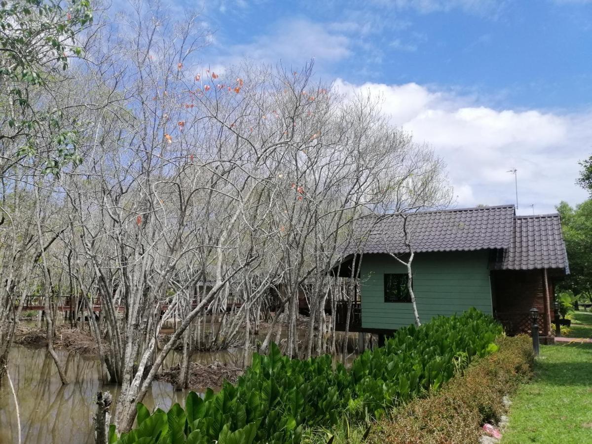 Api-Api Eco Chalet ปันไตก็อก ภายนอก รูปภาพ