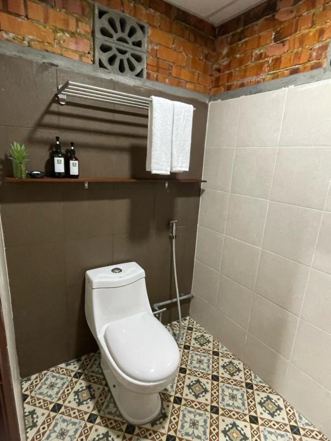 Api-Api Eco Chalet ปันไตก็อก ภายนอก รูปภาพ